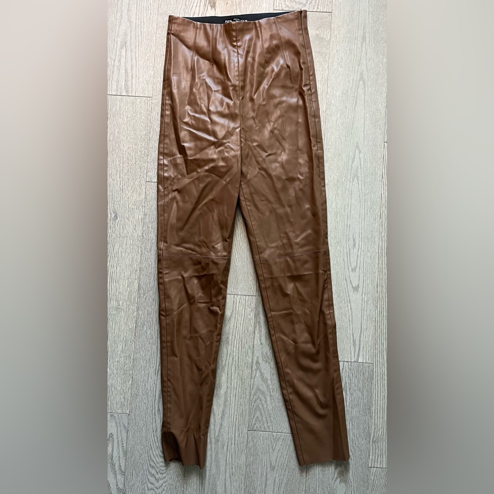 Zara Women's High Rise Tan Faux Leather Leggings in size XS